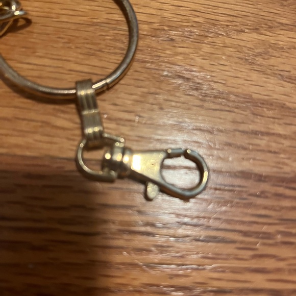 Gold Loop Chain Belt - Picture 5 of 6